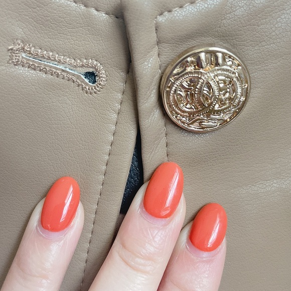 NEW leather vest - Picture 3 of 7